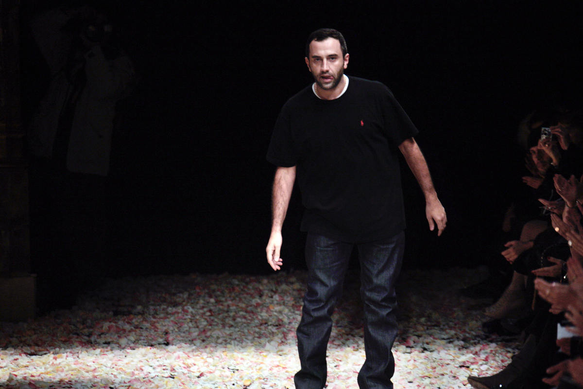 Riccardo Tisci-2016423145753.jpg