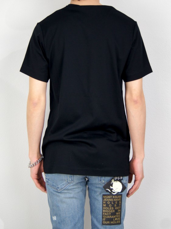 "JOHNNY" VネックTシャツ