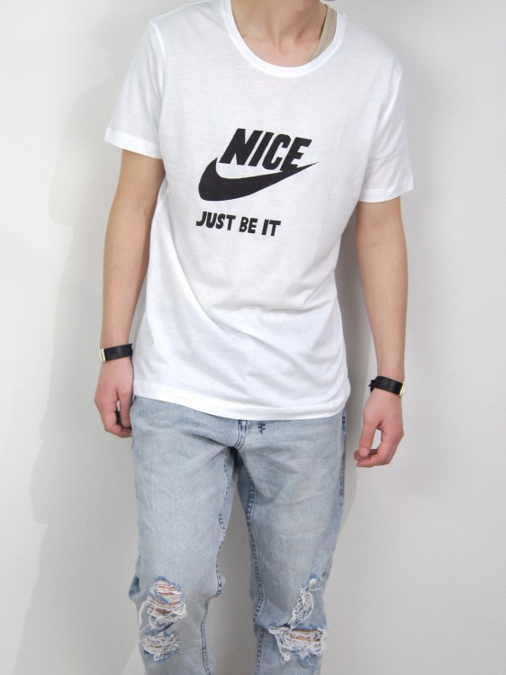 シルクスクリーンプリントTシャツ  (NICE / WHITE)