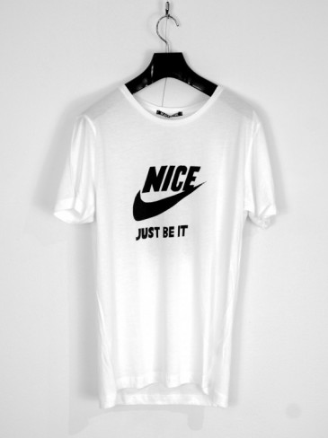 シルクスクリーンプリントTシャツ  (NICE / WHITE)