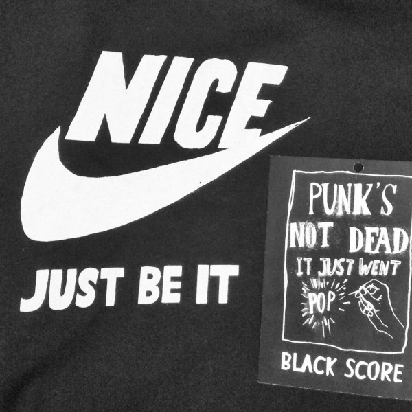 シルクスクリーンプリントTシャツ  (NICE / BLACK)