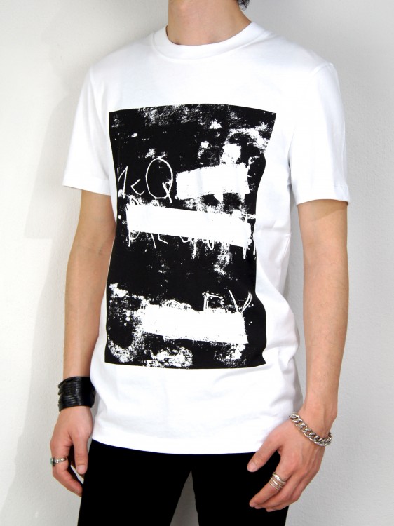 BLANKED OUT SILK SCREEN PRINT T-SHIRT