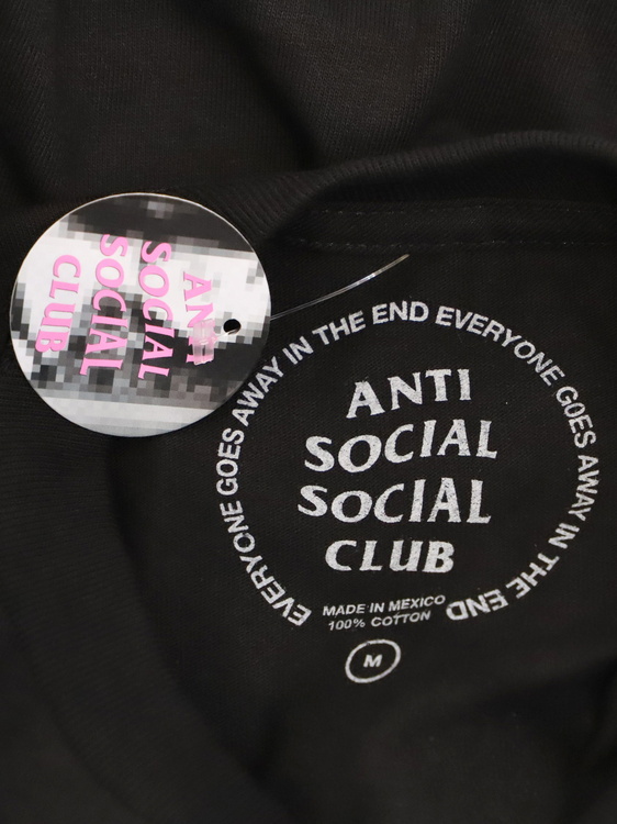 人気特価 ANTI SOCIAL SOCIAL CLUB ◇ M 桜 蝶 ロゴTシャツ - トップス