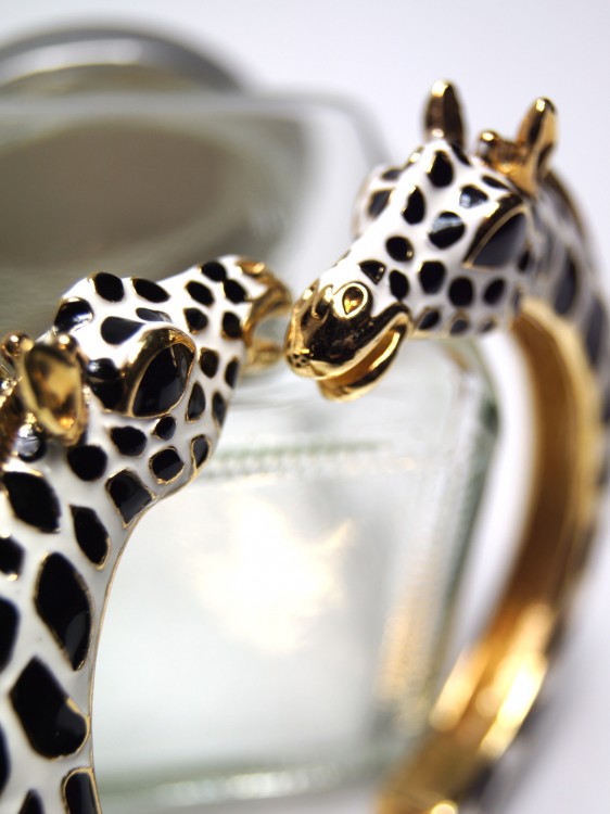 GIRAFFE BRACELET