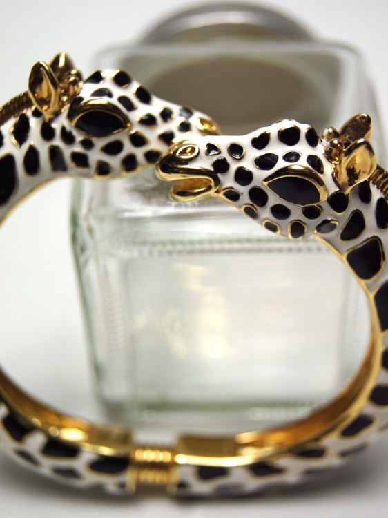 GIRAFFE BRACELET